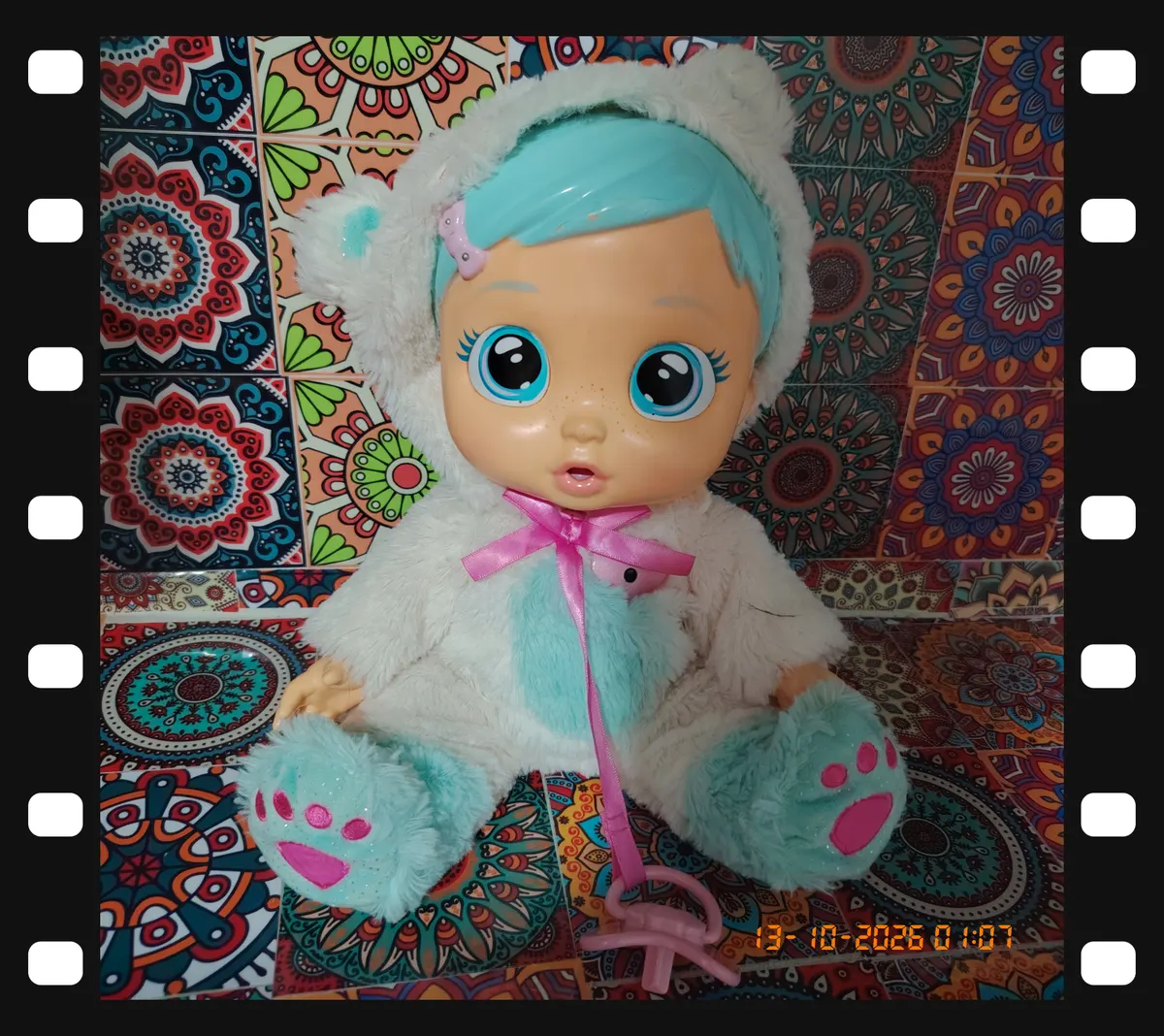Muñeca Bebé Llorón con pijama de osito
